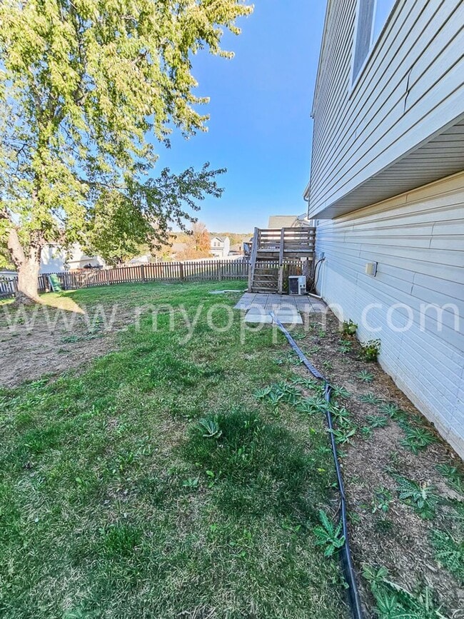 Building Photo - Gorgeous 3 Bedroom / 2 Bathroom Home | Chalco