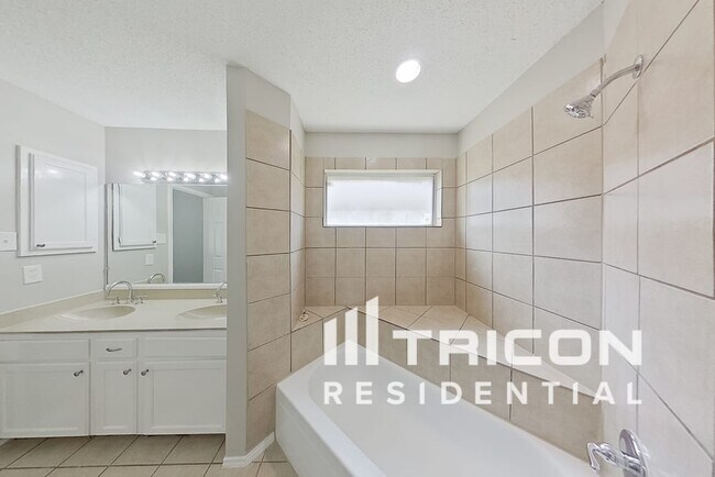 Building Photo - 1717 Wild Willow Trail