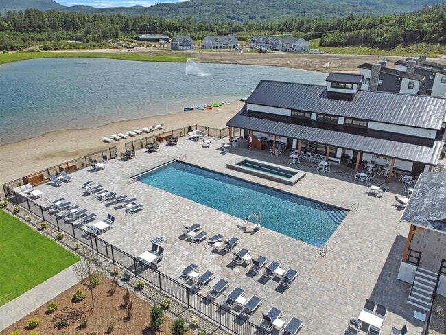 Building Photo - 53 Sunrise Hill Rd