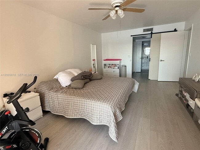 Building Photo - 8308 N Coral Cir