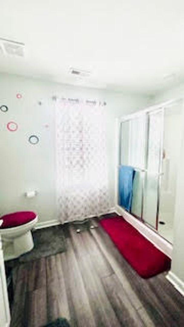 Building Photo - Modern Luxury in Winston-Salem