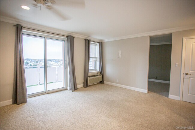 Building Photo - 2 Richmond Rd