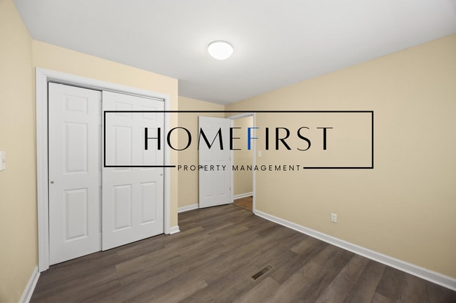 Building Photo - 40 Garner St