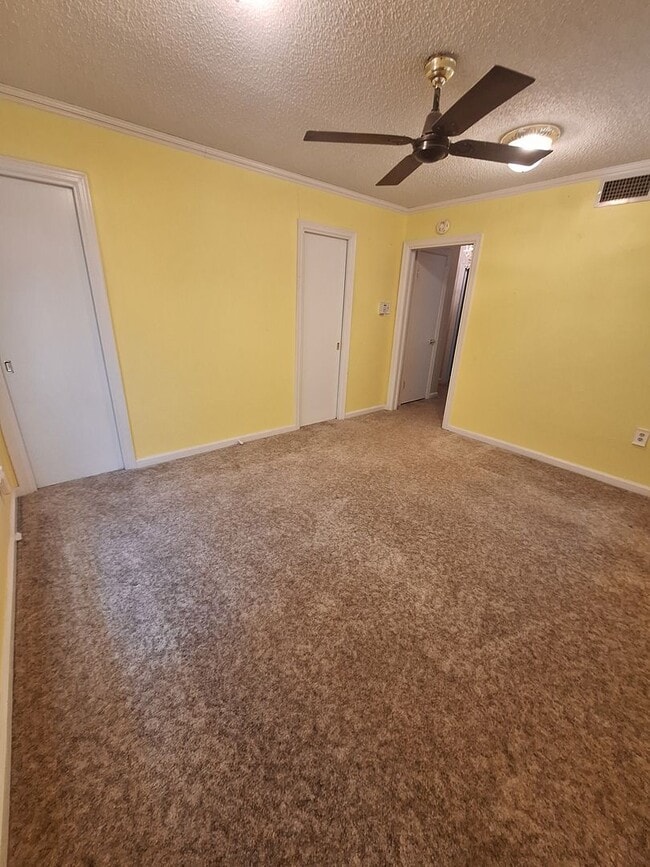 Primary Photo - Cute CUTE 3bedroom
