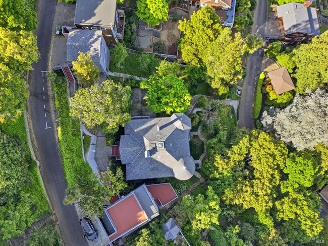 Building Photo - 172 Bella Vista Ave