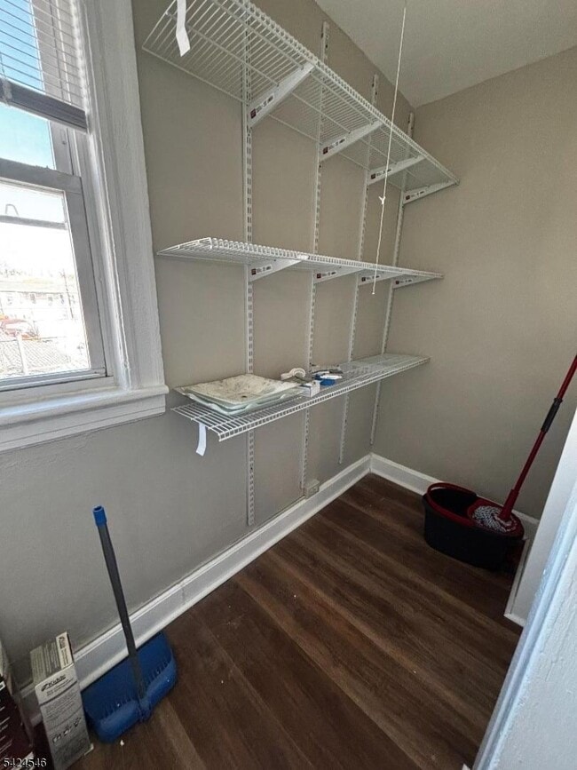 Building Photo - 203 Lawrence St