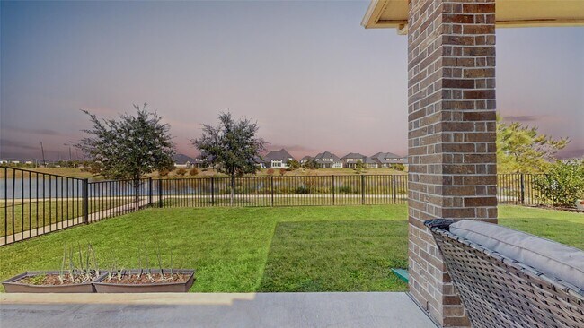 Building Photo - 29614 Mahogany View Ln