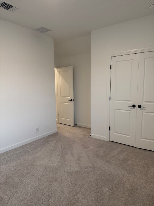 Building Photo - 25302 Rothesay Ln