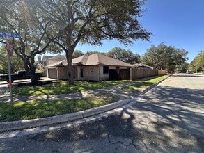 Building Photo - "Charming 4-Bedroom Home with Elegant Gran...