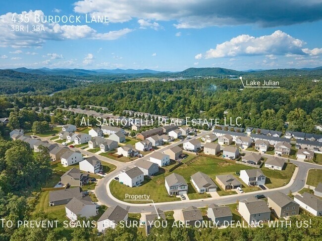 Building Photo - 435 Burdock Ln