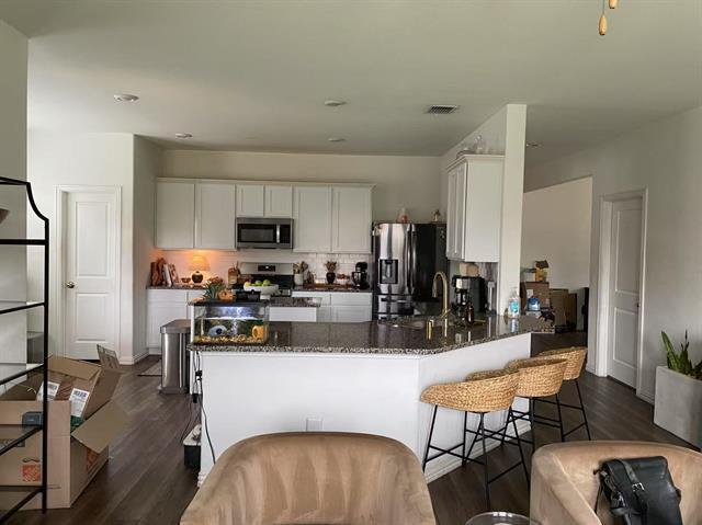 Building Photo - 5908 Pensby Dr