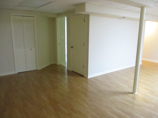 Building Photo - 356 Littleton Trail