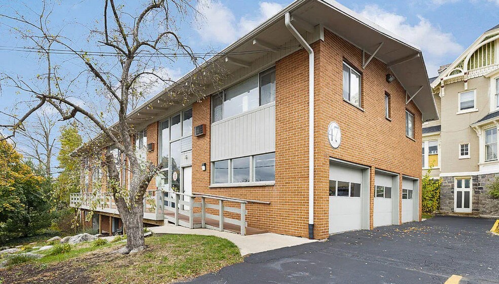 Building Photo - 47 Lafayette Ave NE