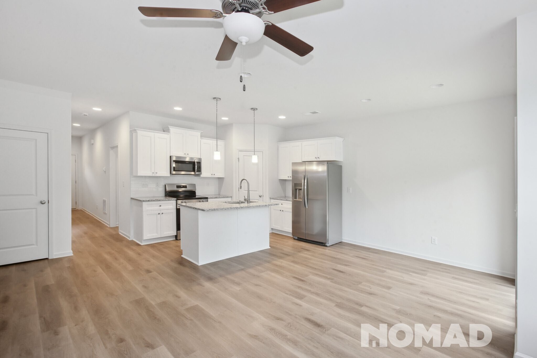 Building Photo - 2117 Gemway Dr