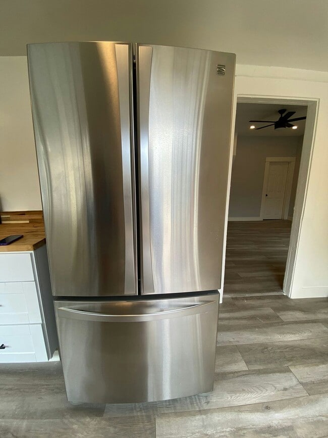 Building Photo - 3382 Eucalyptus Ave