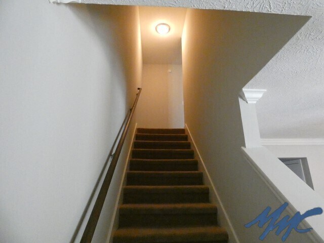 Building Photo - 1511 Orange Ct