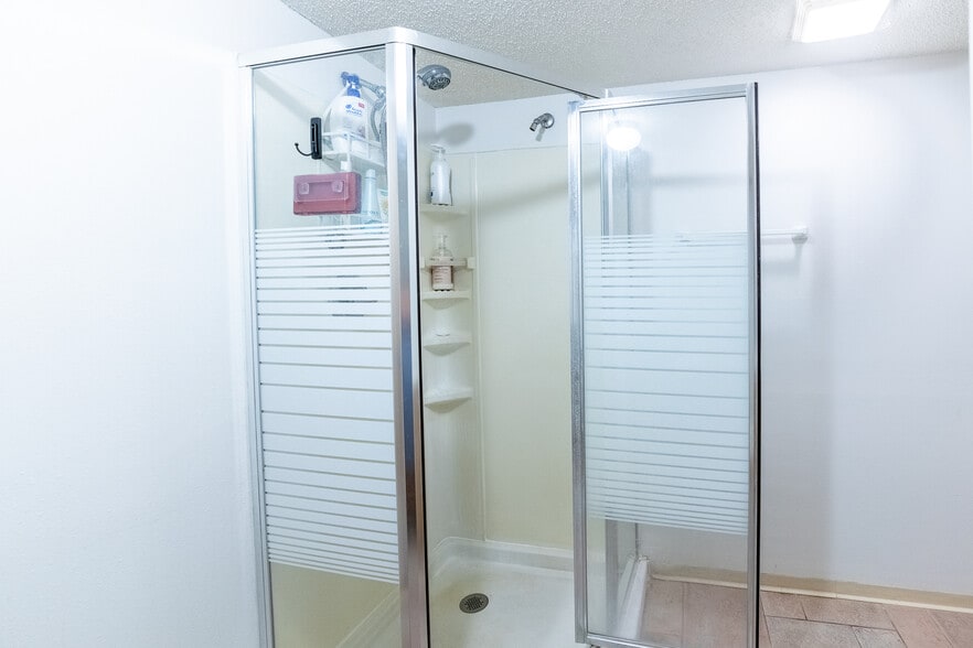 Upstairs bathroom. - 515 2nd St W