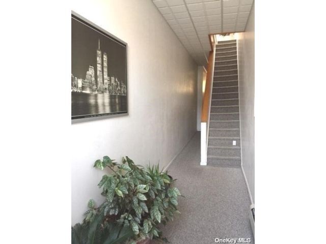 Building Photo - 63 Audrey Ave