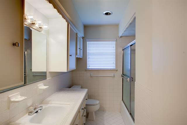 Building Photo - 6328 Rincon Way
