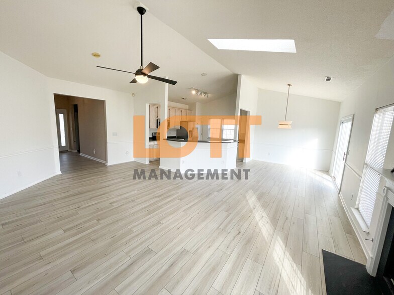 Building Photo - 106 Wilder Ct