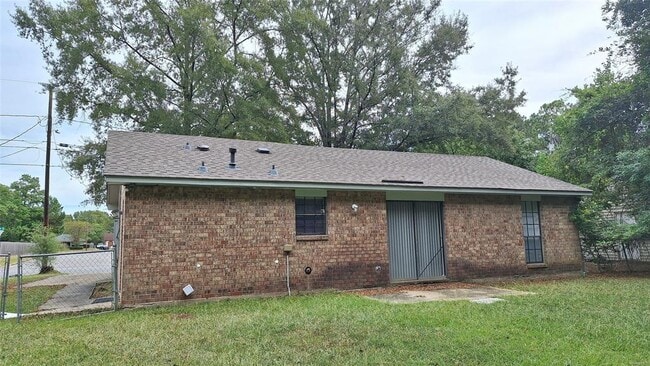 Building Photo - 1377 Dunbarton Rd