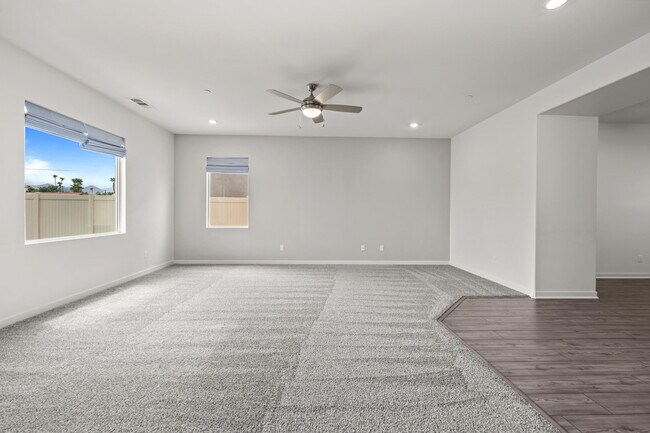 Building Photo - 80425 Enclave Ct