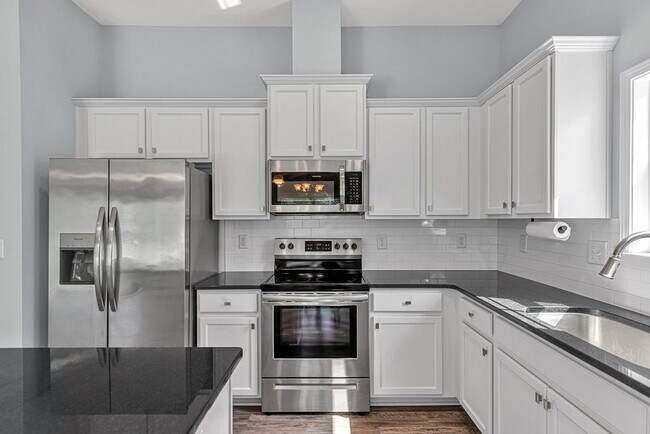 Building Photo - 203 Pastoral Ct