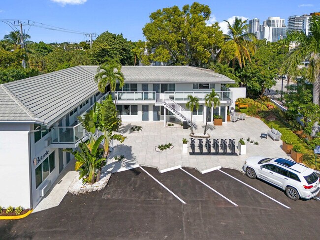 Building Photo - 3621 N Ocean Blvd