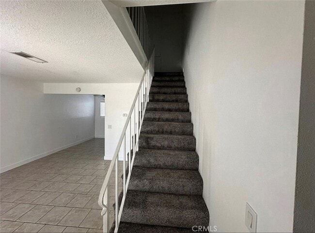 Building Photo - 1501 E Fairfield Ct