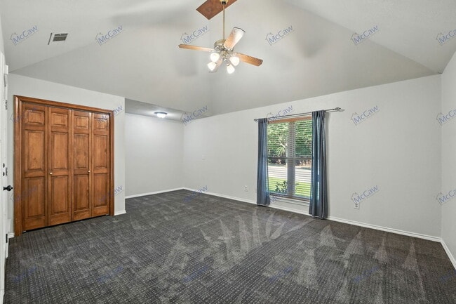 Building Photo - 1 Creekmere Dr