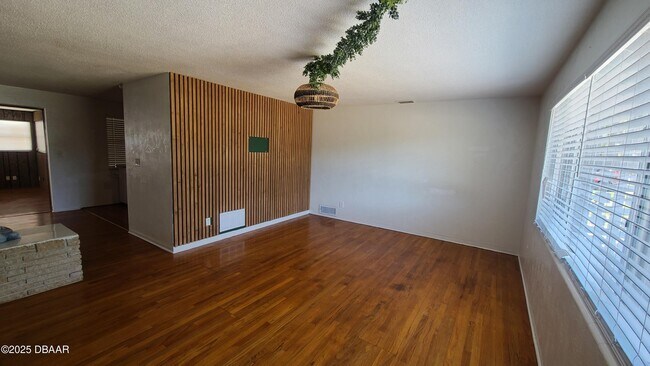 Building Photo - 2222 Harvard Rd