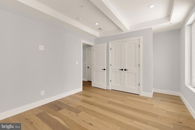 Building Photo - 3215 Mt Pleasant St NW