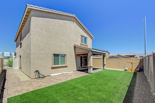 Building Photo - Upgraded 5 bedroom home in Cul-De-Sac!!