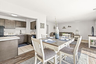 Building Photo - Harbour Pointe