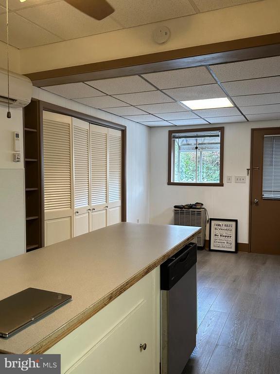 Building Photo - 239 N Stratton St