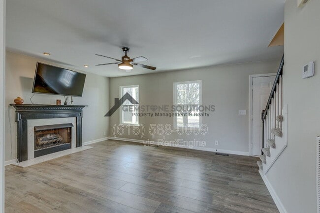 Building Photo - 500 Windy Rd