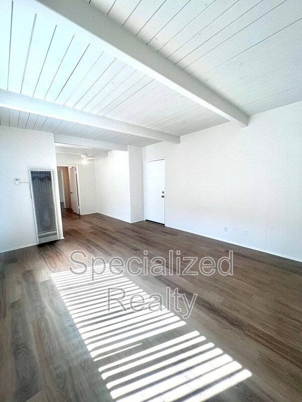 Building Photo - 508 Hill Dr