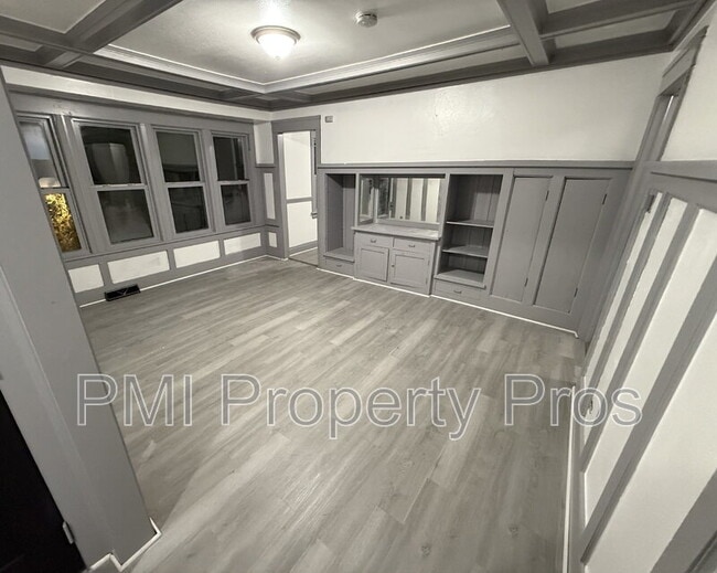 Building Photo - 1213 N 30th St