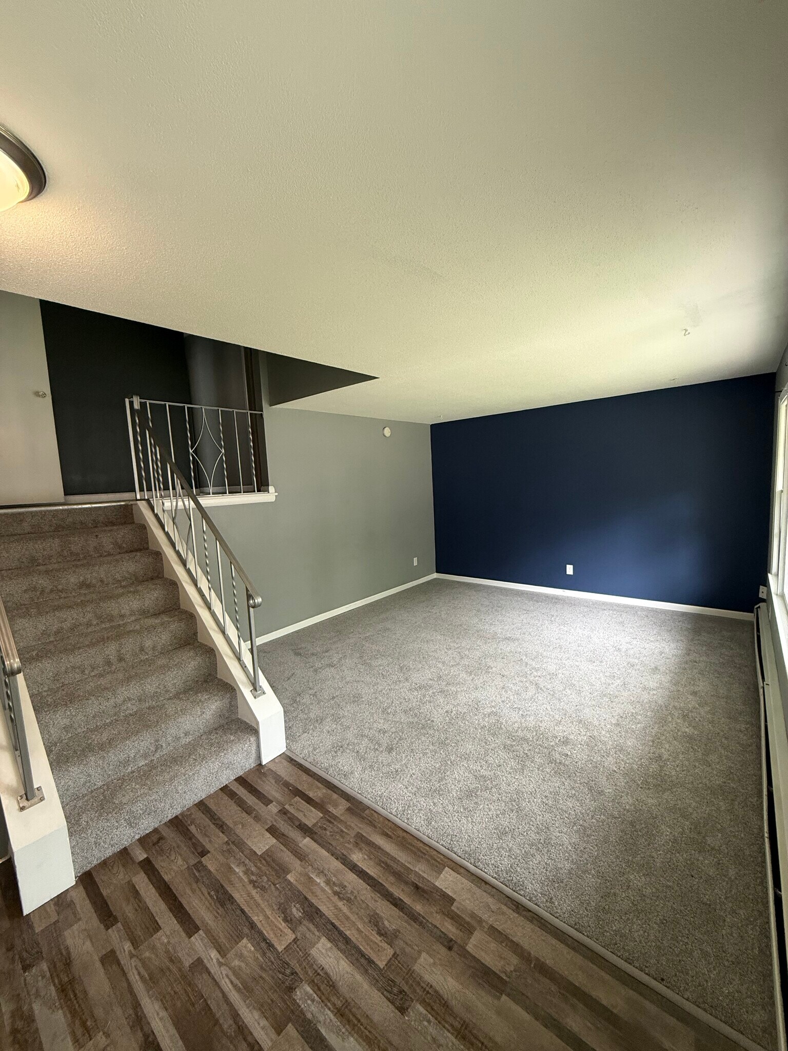 Building Photo - 1319 Circle Terrace Blvd NE