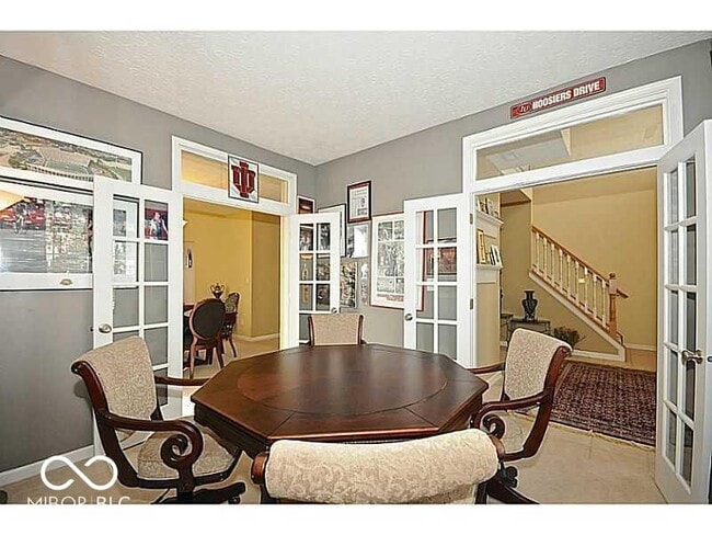 Building Photo - 1367 Hinault Way