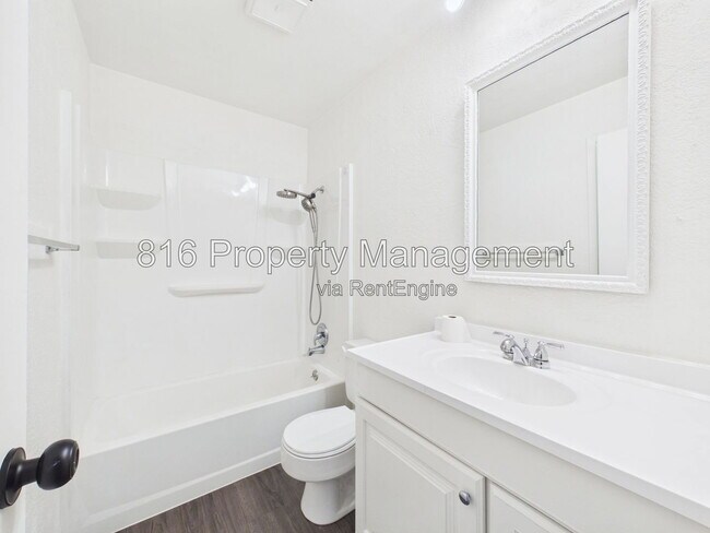 Building Photo - 2835 Tepee Ave