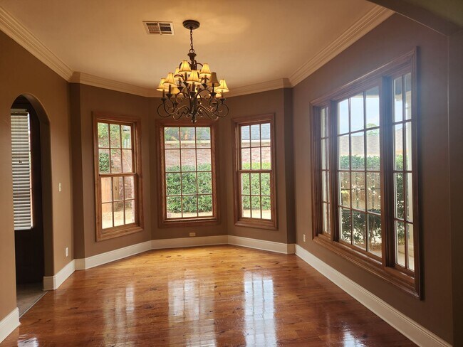 Building Photo - Beautiful 4 Bedroom Home with 3 Baths | 2,692 Sq Ft | $3,300/mo