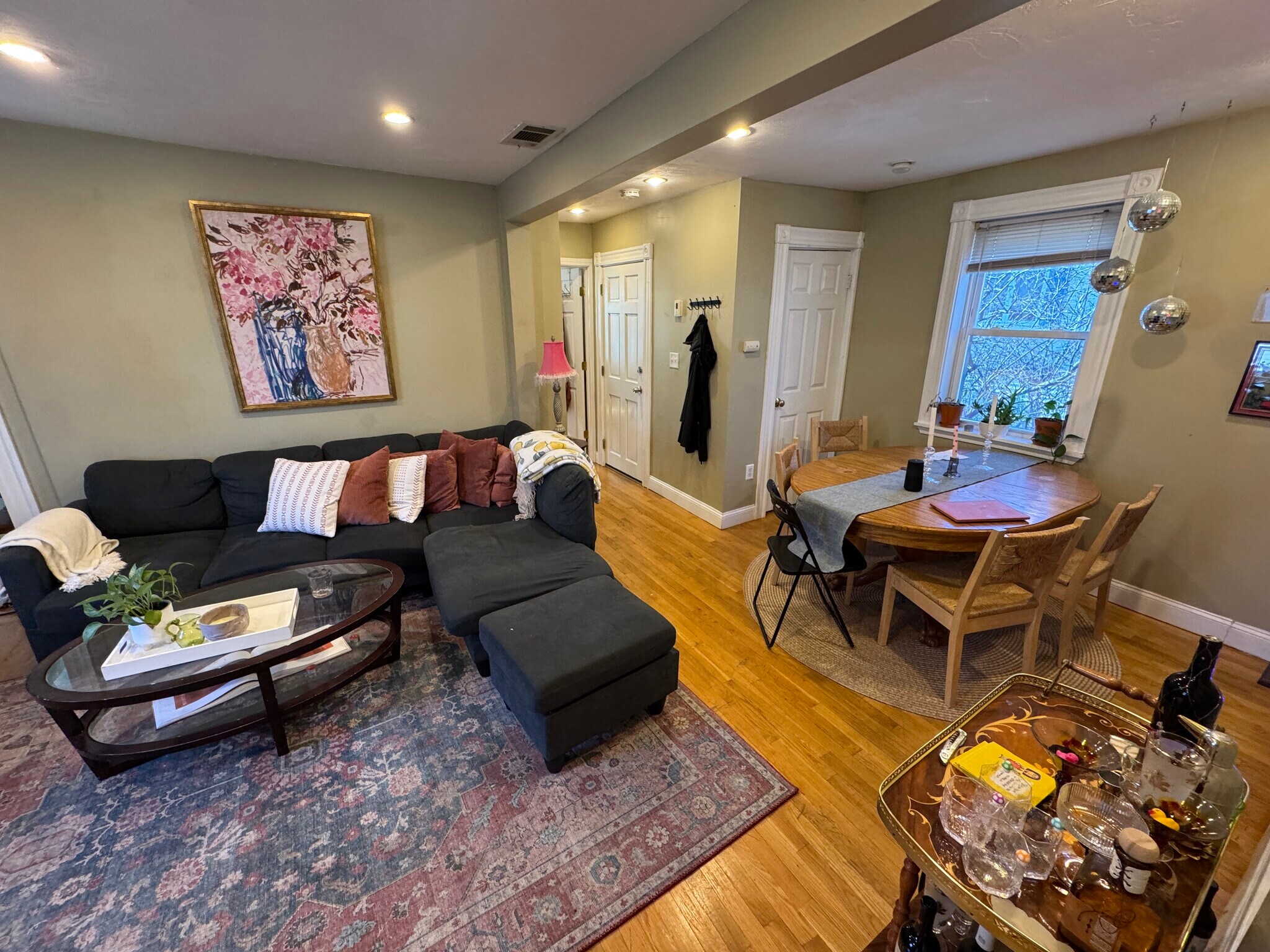 Building Photo - 731 Somerville Ave