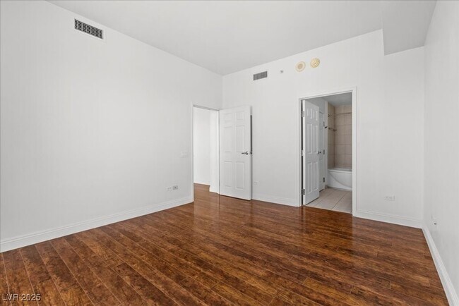 Building Photo - 200 W Sahara Ave