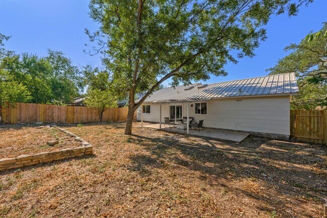 Building Photo - 1114 Stoneoak Ln