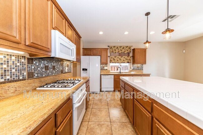 Building Photo - 29359 Milford Ct