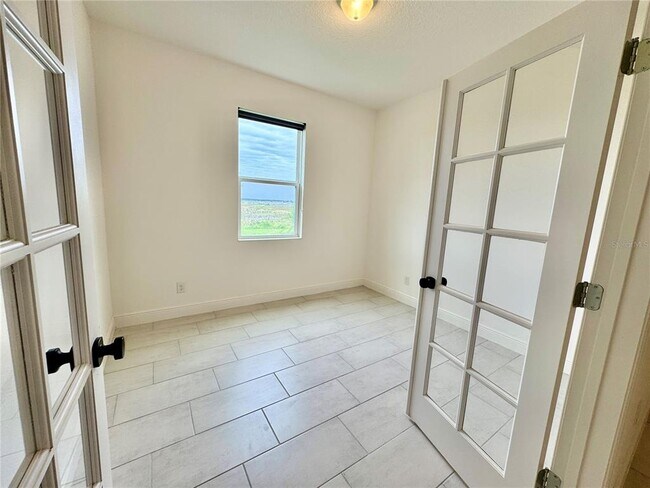 Building Photo - 7902 Syracuse Dr