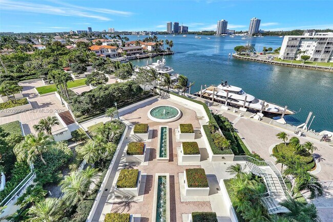 Building Photo - 1000 W Island Blvd