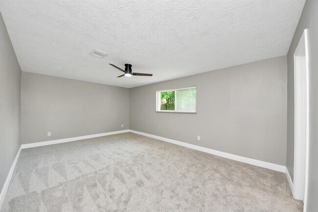 Building Photo - 14223 Ella Lee Ln