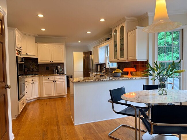 Building Photo - Stunning 4-Bedroom Cary Home with Basement! Available August 5th 2026!